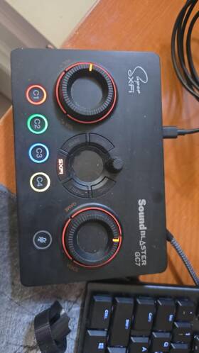 Creative Sound Sb1850 Blaster Gc7 Game Streaming Dac Amp Ft 7.1 Programmable Buttons
